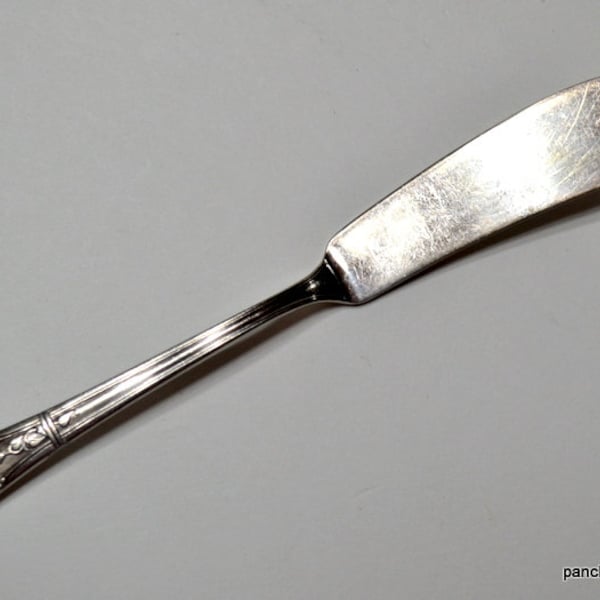 Vintage SILVERPLATE Butter Knife Simeon L George H Rogers Company Oneida Silverplate Flatware Leaf Pattern Silverware Tarnished PanchosPorch