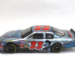 Tony Stewart #33 James Dean 2005 NASCAR Diecast Car (1:24 Scale)