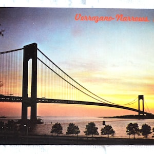 Vintage carte postale NEW YORK Verrazano Narrows Bridge coucher de soleil Americana carte postale souvenirs papier publicitaire éphémères PanchosPorch