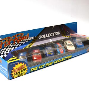 Nascar 1:64 Diecast Garage - Etsy