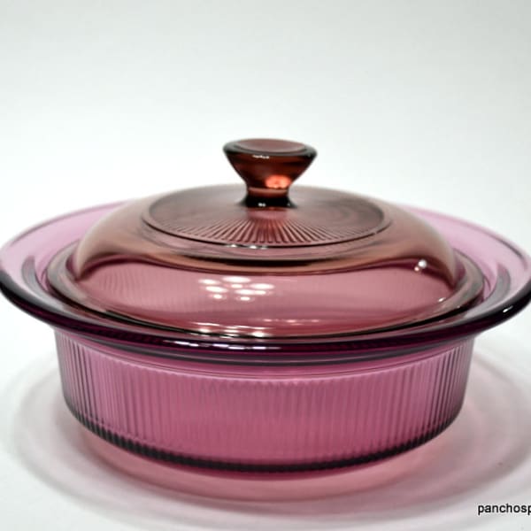 Vintage VISIONS Cranberry Covered Casserole V 30 B 24 Ounce Ribbed Bowl with Lid Serving Baking Corning Glass Cookware USA PanchosPorch