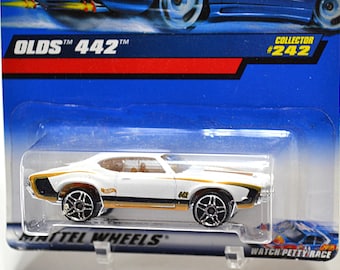 1/18 ERTL 1969 OLDSMOBILE 4-4-2 W30 アメ車 1/18 Scale Ertl 1969 Oldsmobile 4-4-2 W30 - Black - Mint in