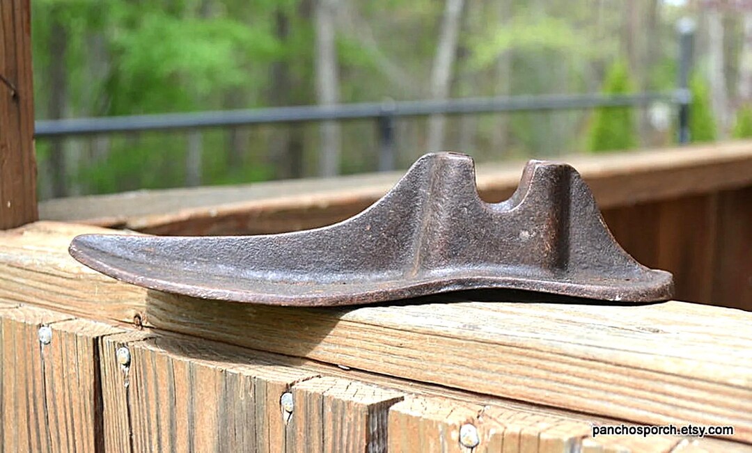 Paperweight Rustic Vintage Cast Iron Shoe Form: Rustic Farmhouse Decor, Paperweight - Etsy