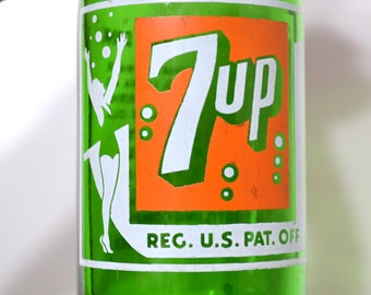 Vintage 7 Up Soda Bottle 7 oz ACL Orange White Green Glass Seven Up Bottle Nashville Tennessee Collectible Advertising Panchosporch