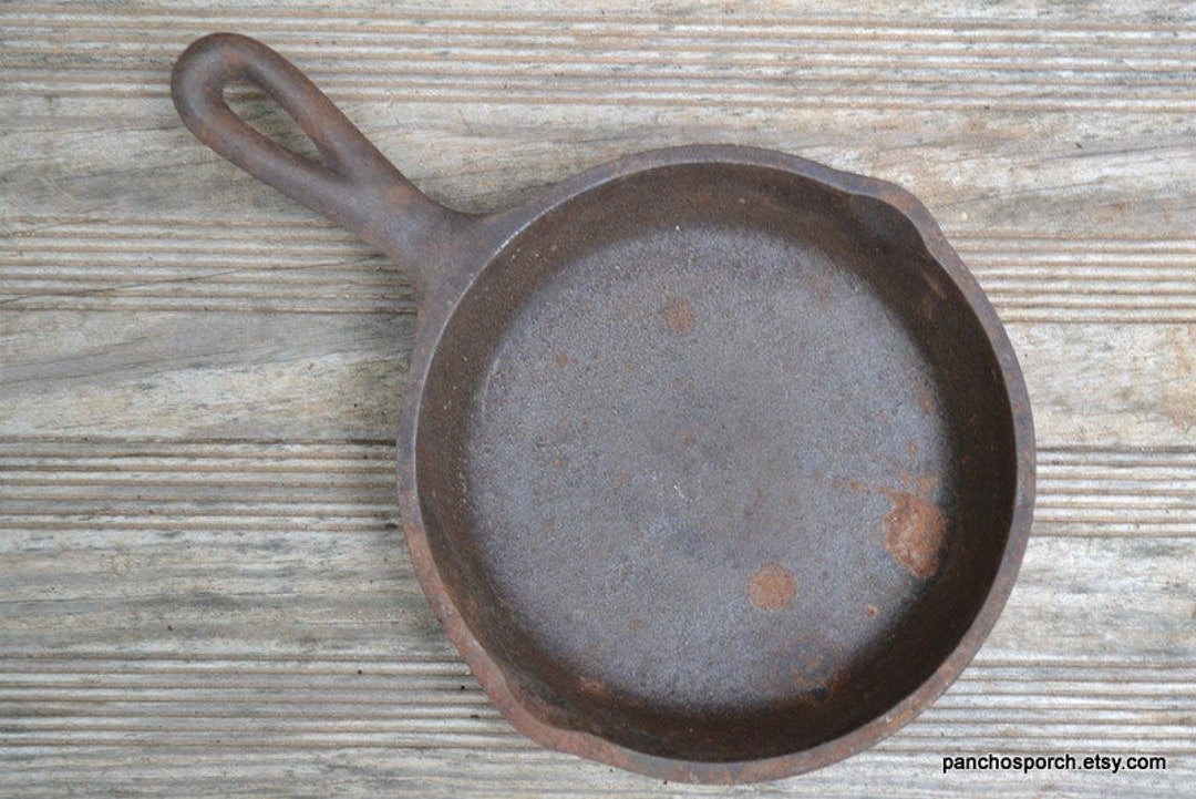 Vintage Lodge Cast Iron