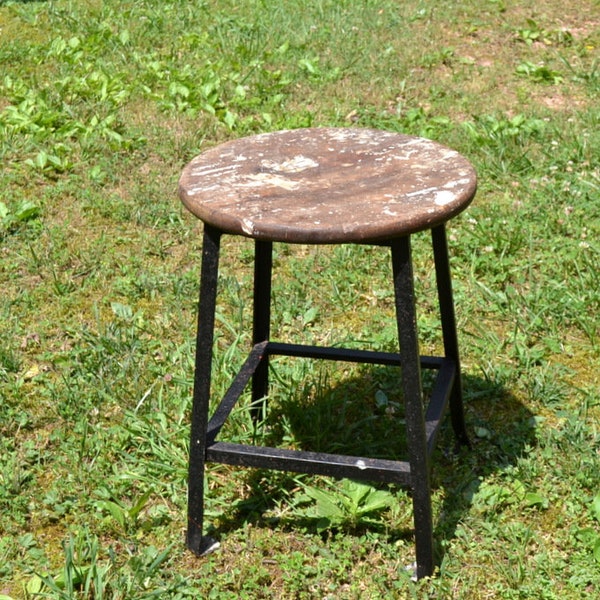 Vintage Black METAL STOOL Wood Seat Worn Chippy Work Stool Heavy Duty Industrial Seat Craft Room Garage Kitchen  Panchosporch