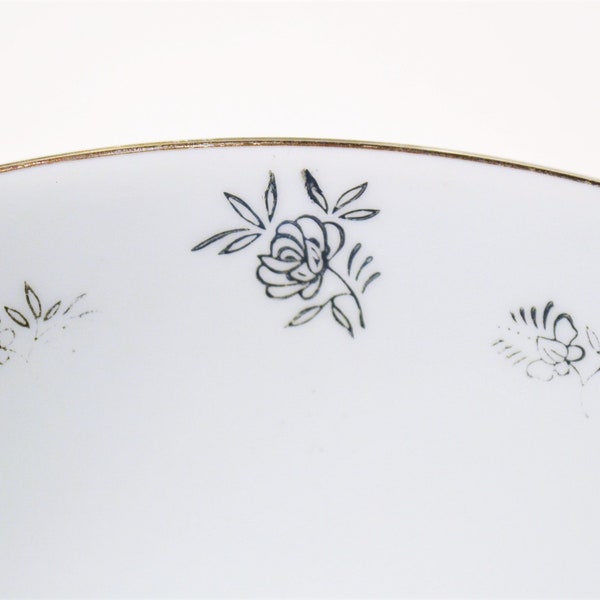 Vintage Fukagawa Arita White Rose Round Serving Bowl Platinum Roses Floral Pattern 1040 Japan PanchosPorch