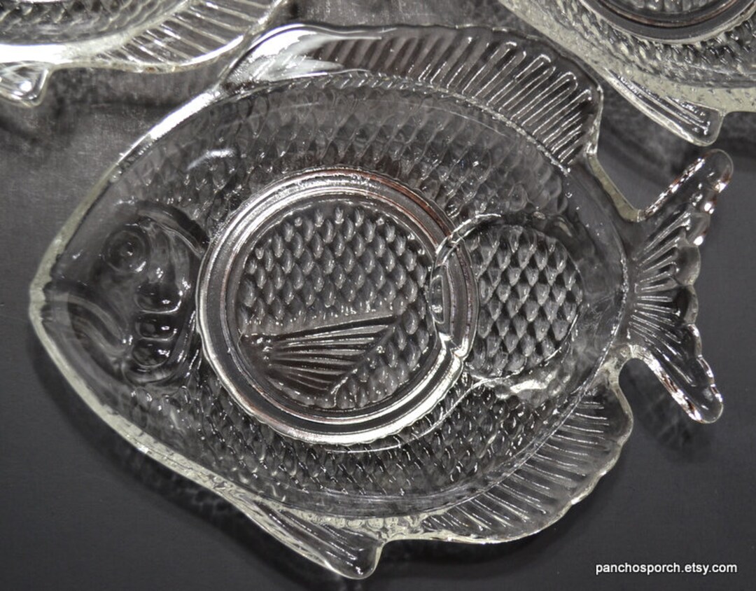 Vintage Glass Fish Plate Set of 3 Clear Pressed Glass Shrimp Etsy