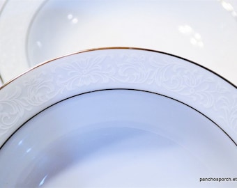 Vintage Empress Fruit Bowl Set of 2: Crown Victoria White Lace, Platinum Rim