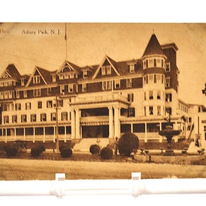 Carte postale vintage ASBURY PARK New Jersey Sunset Hall Hotel sépia carte postale souvenir souvenirs papier éphémères PanchosPorch