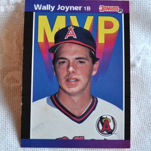 Wally Joyner 1989 Donruss Diamond Kings Baseball Card - Vintage MLB Angels Collectible