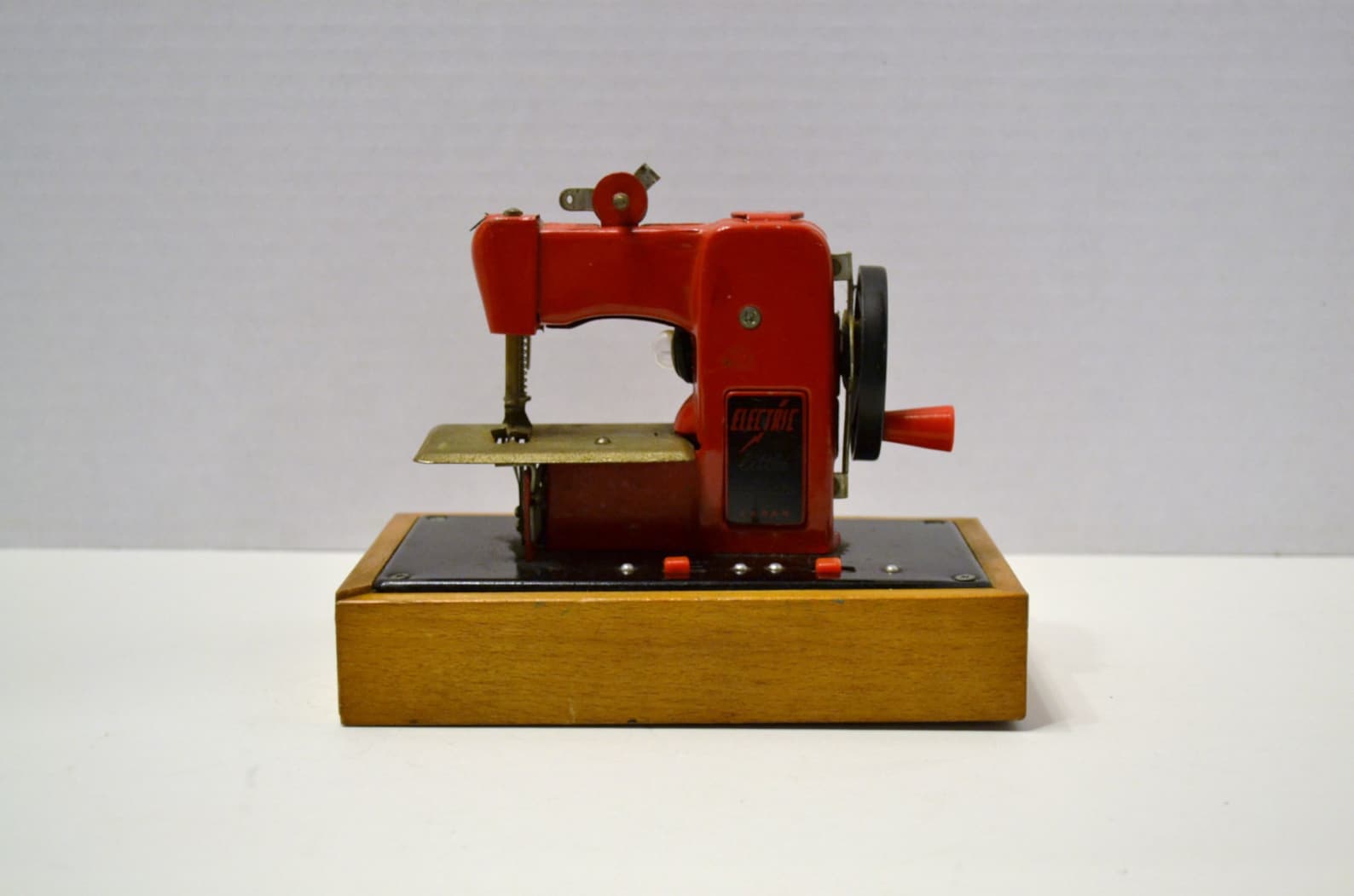 Vintage Toy Sewing Machine Little Modiste Metal Red Japan Etsy