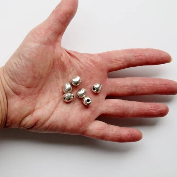 8 Pcs Antuque Silver Color Beads 10x9x8.5 Mm Lead Nickel