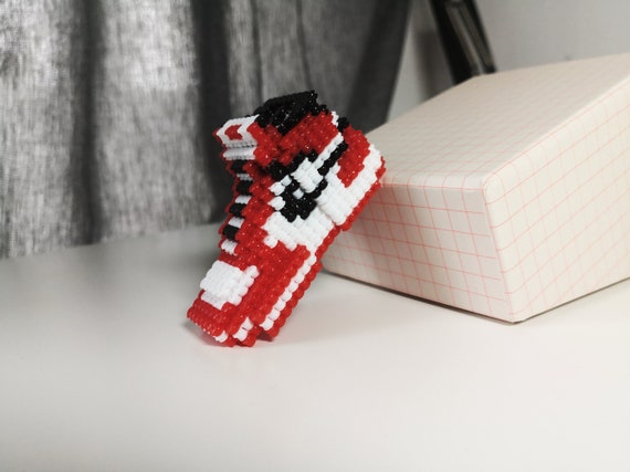 Sneaker Art : 3D Pixel Art Jordan One Chicago | Etsy