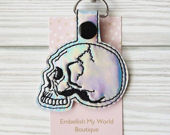 Skull Keychain/Purse Charm/Bag Tag/Backpack tag/lunchbox tag/lunch bag tag/Nurse gift/Medical student/Doctor gift/Anatomical Skull/Halloween