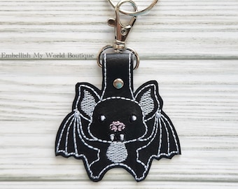 Black Bat Keychain/Purse Charm/Key Fob/Gift for her/Keychain for Women/Lobster clasp keychain/Halloween/cute/Bag Charm/Goth/Backpack Charm
