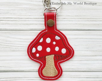 Red Mushroom Keychain/Toadstool Keychain/Purse Charm/Key Fob/Lobster clasp keychain/Backpack charm/cottage core/cottagecore/woodland/gift