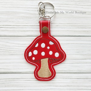 Red Mushroom Keychain/Toadstool Keychain/Purse Charm/Key Fob/Lobster clasp keychain/Backpack charm/cottage core/cottagecore/woodland/gift