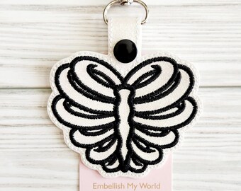 Rib Cage Heart Keychain/Purse Charm/Bag Tag/Backpack tag/lunch bag tag/Nurse gift/Medical student gift/Radiology/Halloween/cardiology