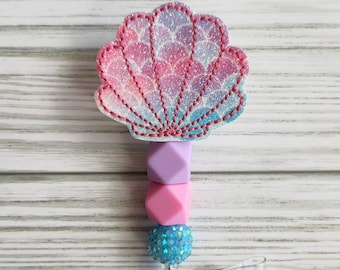 Mermaid Shell Badge Reel/Retractable Badge Reel/Nurse Badge Reel/Badge Holder/ID Holder/Badge Reel/Nurse Gift/Summer badge/Beaded