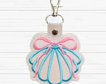 Coquette Seashell Keychain/Bag Charm/Key Fob/Scallop/Shell/Bag tag/Coastal/Purse Charm/Backpack Charm/Summer Accessory/Gift for her