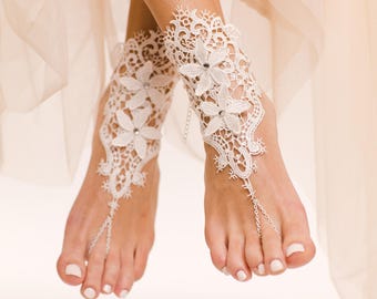 Zaria Lace Barefoot Sandals Lace Sandals Lace Bridal Shoes Crochet Sandals Crochet Foot Jewelry Lace Anklet Lace Foot Thong Beach Bride Shoe