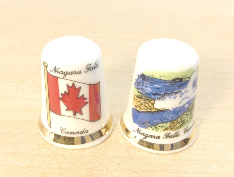 Canada Thimble Niagara Falls Vintage Sewnsewsister image 1