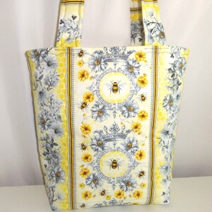 Tote Bag Bumblebee Bag Handmade Tote, Yellow Bee Bag, Quilted Knitting Bag Carry All Bag, Bumblebee Hand Bag, Sewnsewsister