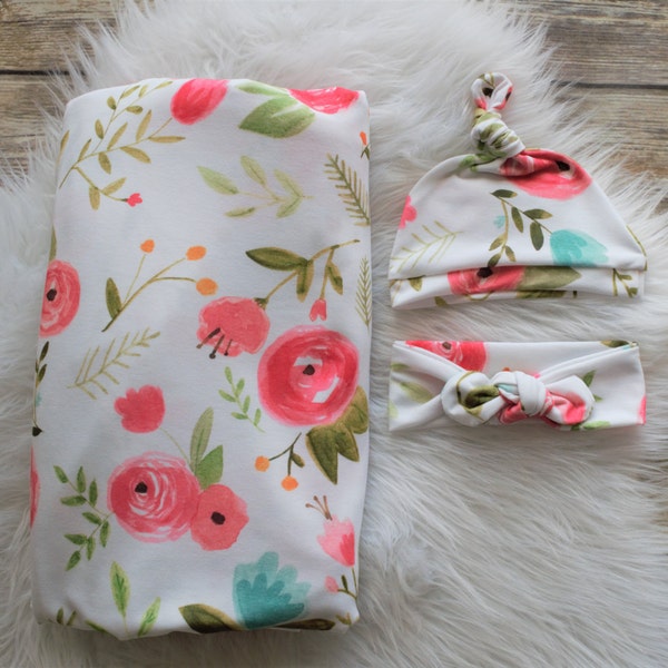 Flower swaddle/Floral Swaddle Blanket/ Pink swaddle blanket/ Swaddle set/ Flower swaddle set