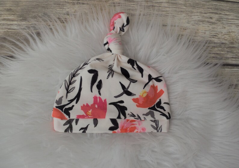Red flower hatflower hatredflowerInfant hatnewborn hatbaby hatbabyinfanthat