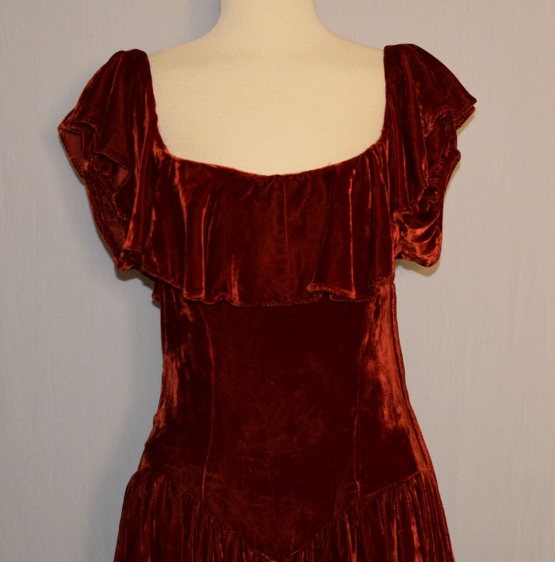 VINTAGE 1930s Burnt Orange SILK VELVET Ruffle Accent Formal Dress image 2