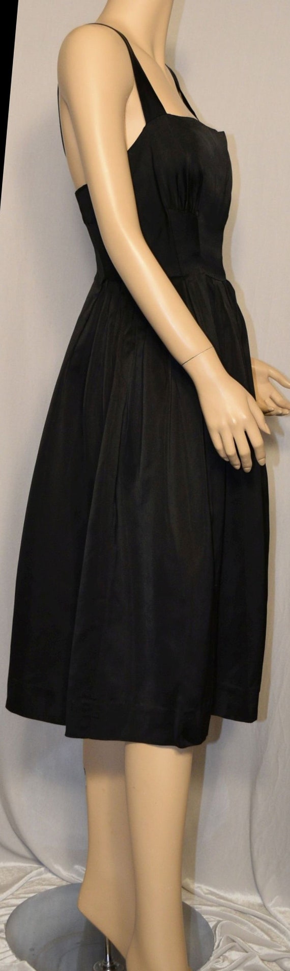 VINTAGE 1950s Black Satin Pleated Flare PARTY Dre… - image 6