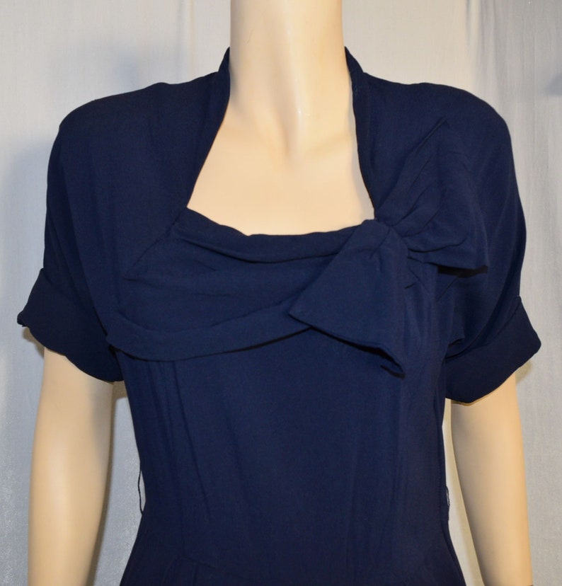 VINTAGE 1940s POLLY BRIEF Navy Blue Crepe Bow Accent Dress image 1