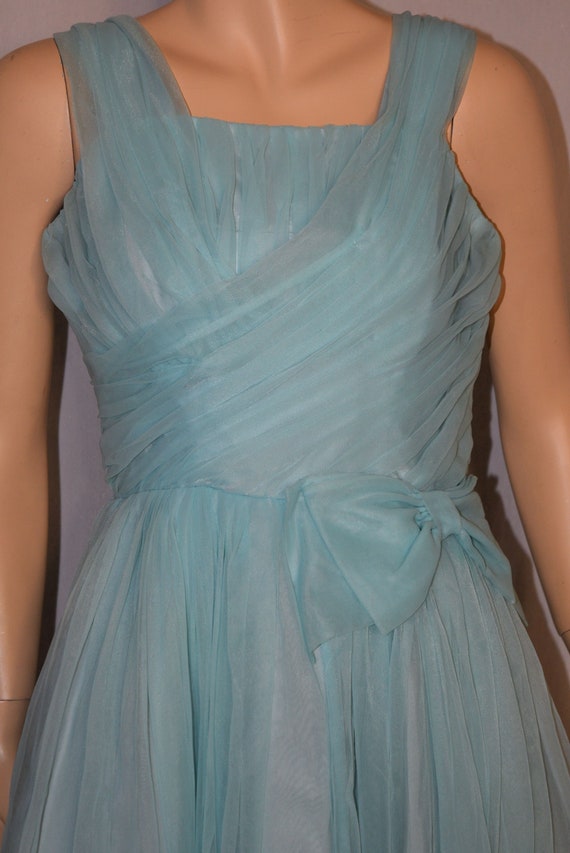 VINTAGE 1950s Seafoam Blue Ruched CHIFFON Dance D… - image 2