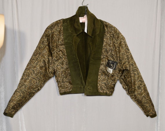 VINTAGE 1970s Olive Green SUEDE 2 Pc. Jacket & Sk… - image 5