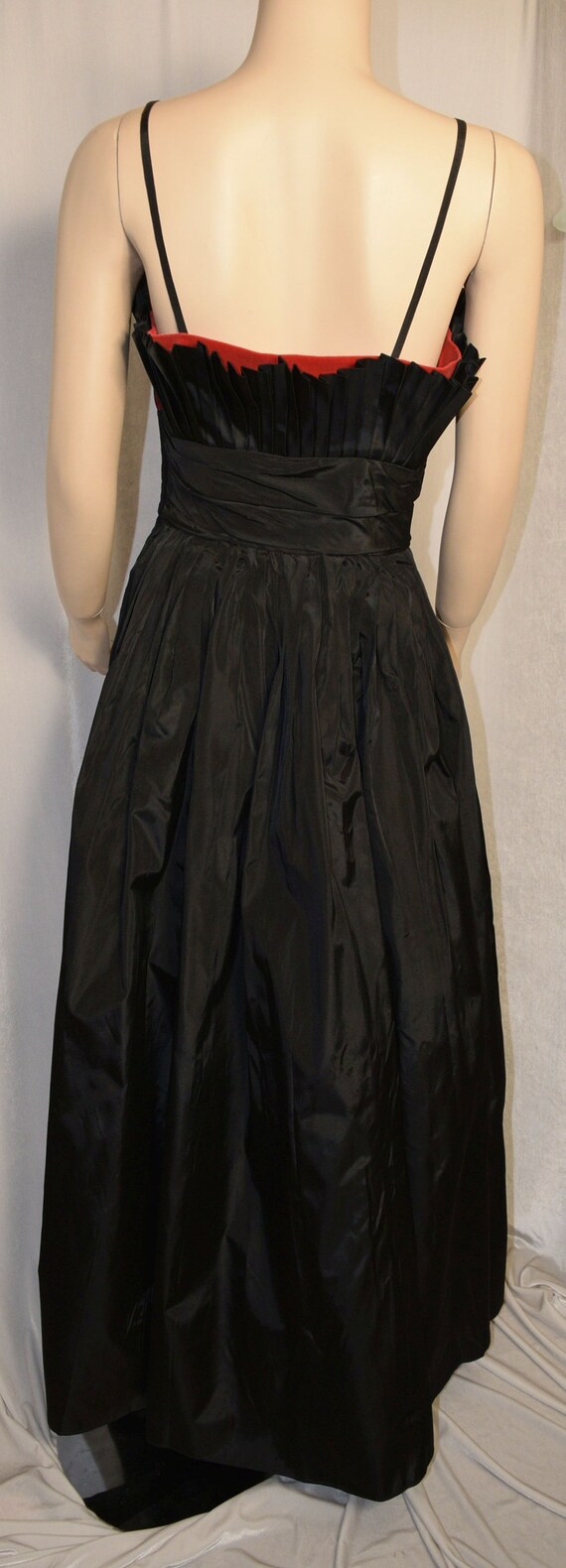 VINTAGE 1950s MARSHALL FIELD Black Taffeta Red Kn… - image 3