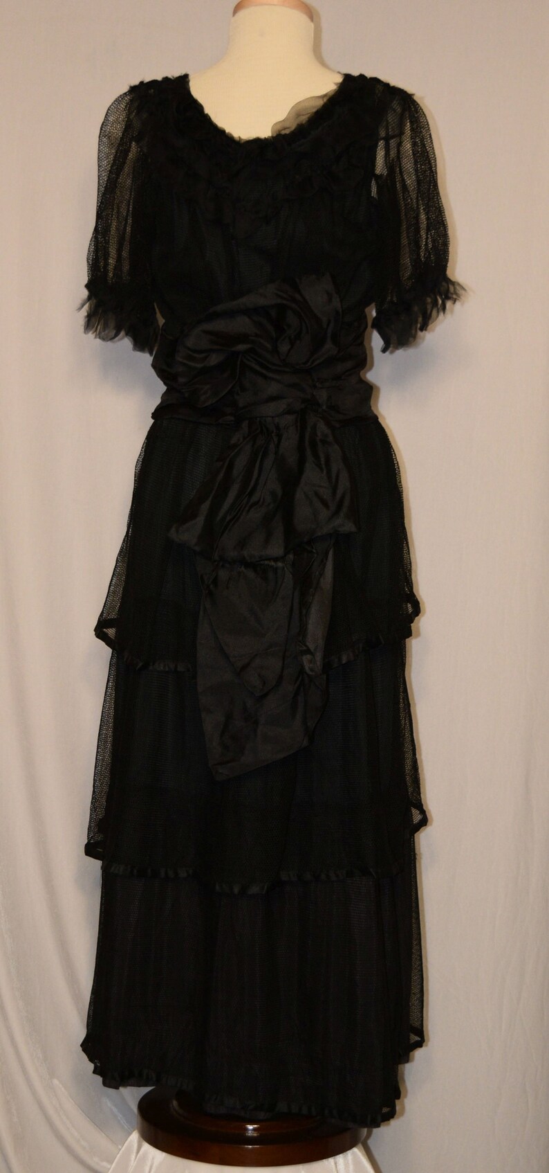 ANTIQUE Vintage Late 1910s Black SILK & NET Dress with Red Rose image 4