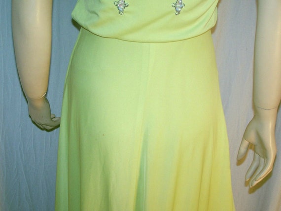 VINTAGE 1950s Lime Green BEADED Nylon Formal Dres… - image 10