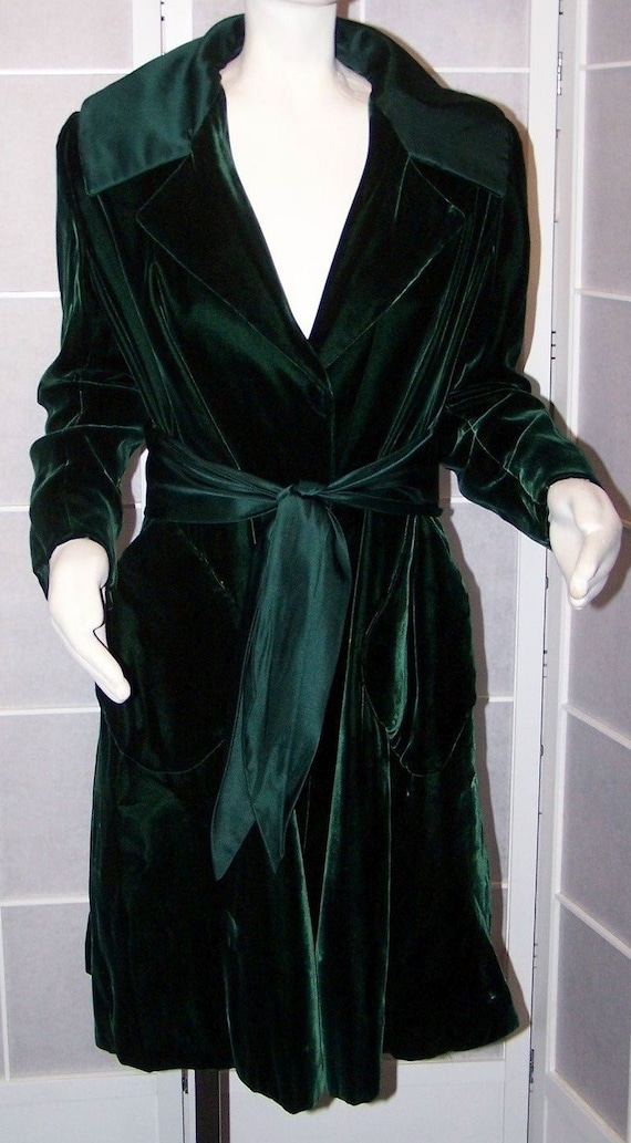 VINTAGE 1950/60s Metallic Green Velvet 2 Pc. Dress