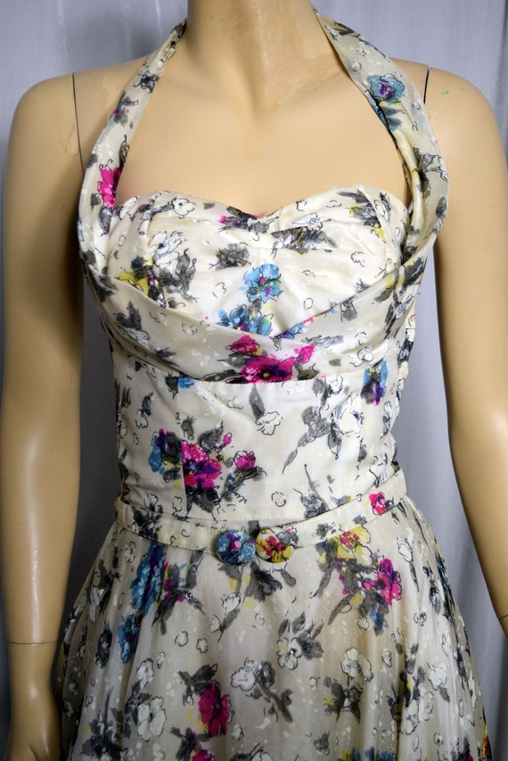 VINTAGE 1950s off White Silver Floral Shelf Bra COCKTAIL HALTER Dress 