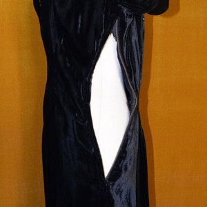 Vintage 1930/40s Black SILK Panne Velvet GLASS BEADED Dress Gown image 6