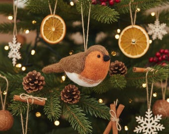 Pamela Robin - Garden Robin - Christmas - Woodland - Winter - Handmade - Needle Felt - Hanging Decoration