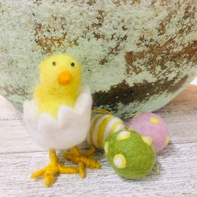Easter chick hatching hand-sewn felt hanging decoration