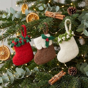 Mini julstrumpa handgjord filthängande dekoration