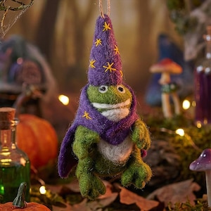 Wizard Frog Hanging Decoration: Handmade Felt Halloween Decor