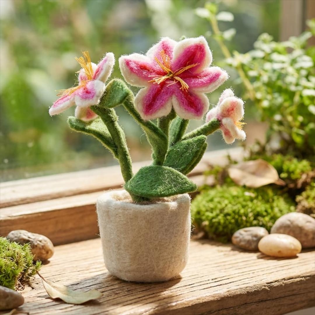 Luscious Lilly Pot - Fake Flowers - Artificial Flowers - Needle