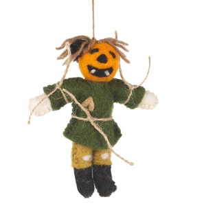 Pumpkin Scarecrow - Halloween - Spooky - October 31st - Halloween Decoration - Sustainable - Eco friendly - Plastic free