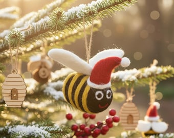 Kerstornament grote hommel: naaldvilt, eco-vriendelijke wollen hangende decoratie