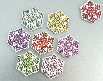Magneti da frigorifero a forma di fiocco di neve: decorazioni natalizie in legno dipinto, set da 4