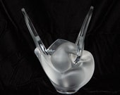LALIQUE Frosted Crystal Glass Dove Love Birds Vase